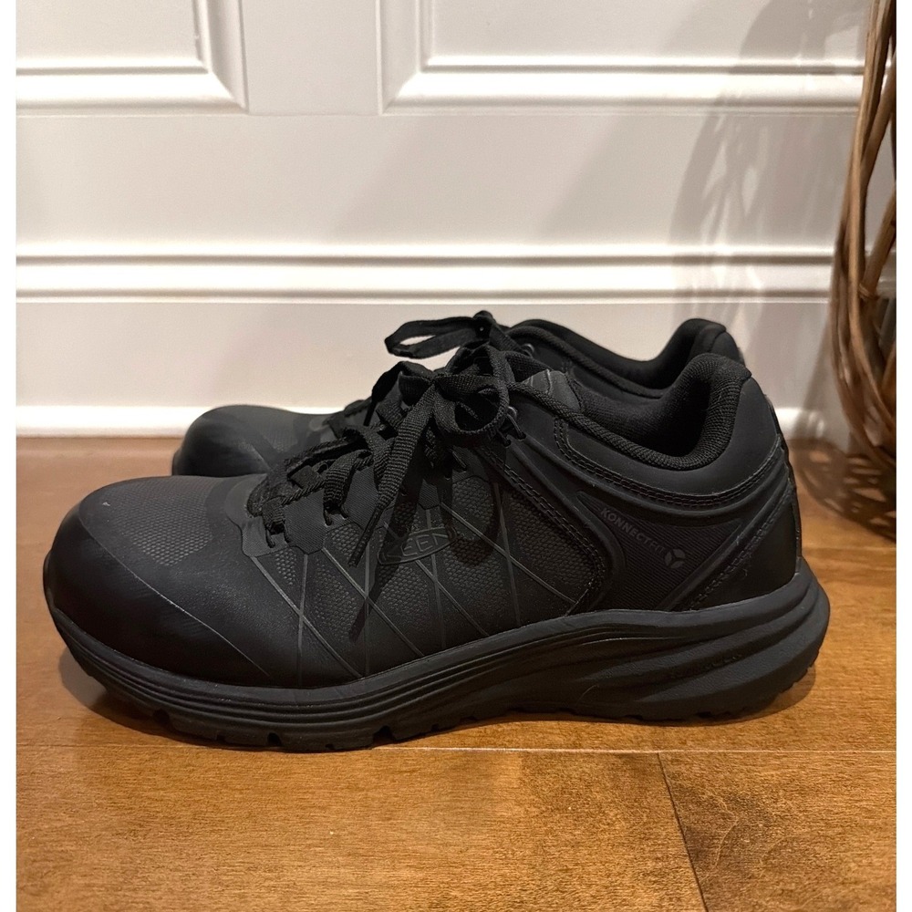 KEEN Utility Vista Energy Work Shoes Mens 9 Black Carbon Toe EH Slip Resistant